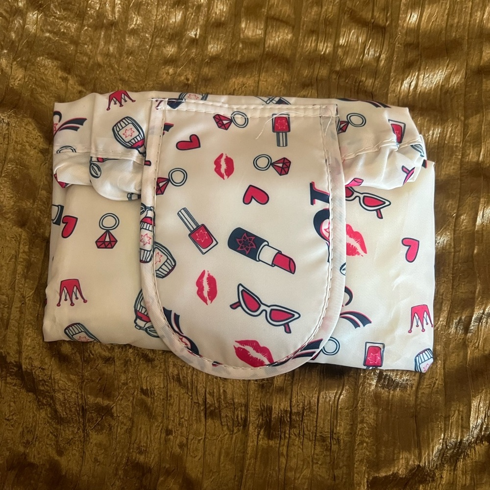 Chic Cosmetic Bag with Fun Print